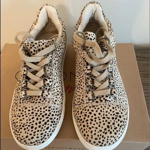 Coconuts by Matisse spotted sneakers - Picture 2 of 5